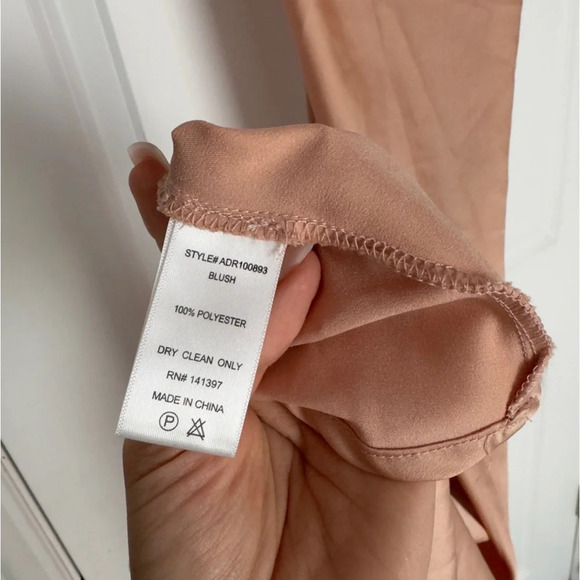 NWOT  ASTR the‎ Label Cowl Slip Midi Dress in Blush XS - Picture 3 of 6